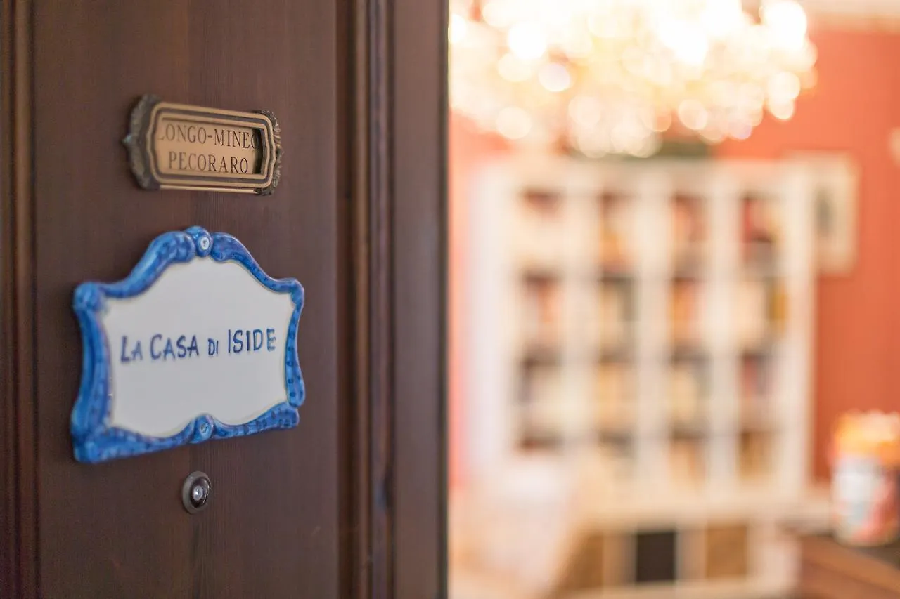 La Casa Di Osiride Bed and Breakfast Catania Bed & Breakfast