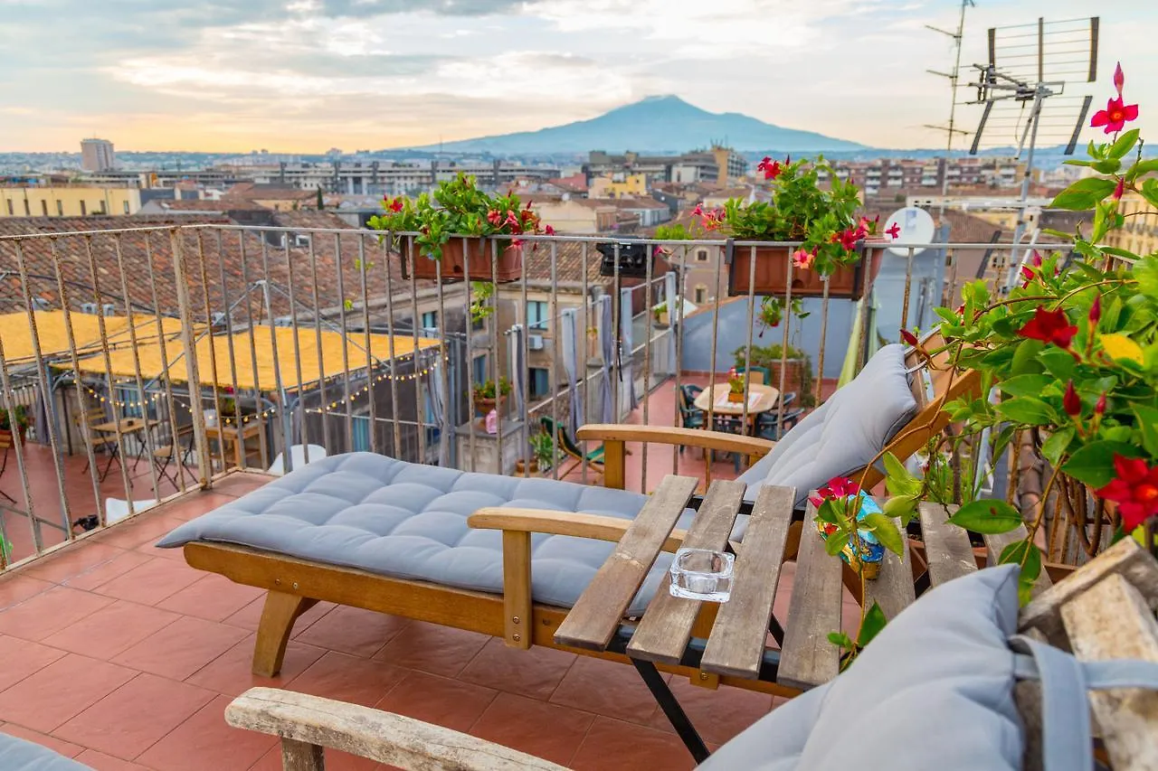 La Casa Di Osiride Bed and Breakfast Catania 3*,